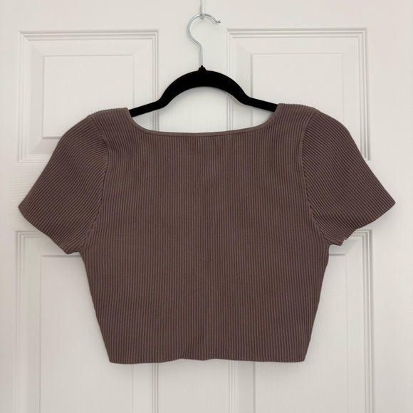 Aritzia Babaton Sculpt Knit Squareneck Deep Taupe Crop Top Womens Large - Picture 3 of 9